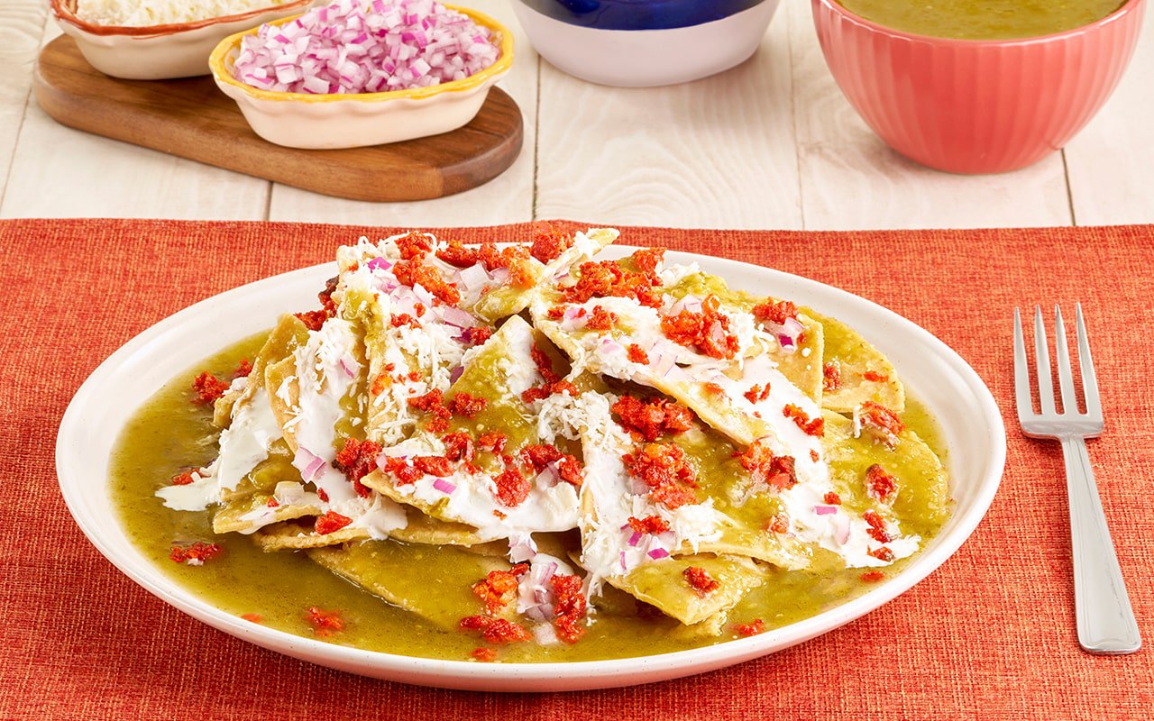 Chilaquiles con chorizo