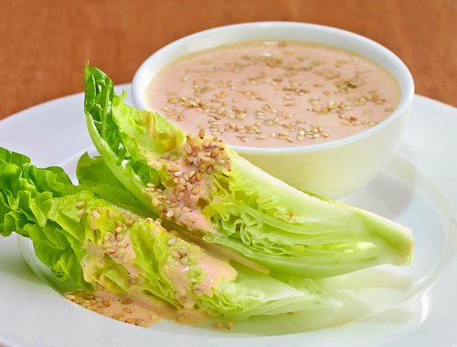 Baby Lettuce with Arriero Tuna Dip