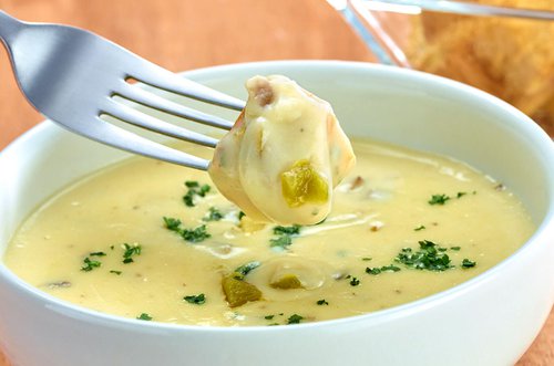 Fondue de champiñones con jalapeños