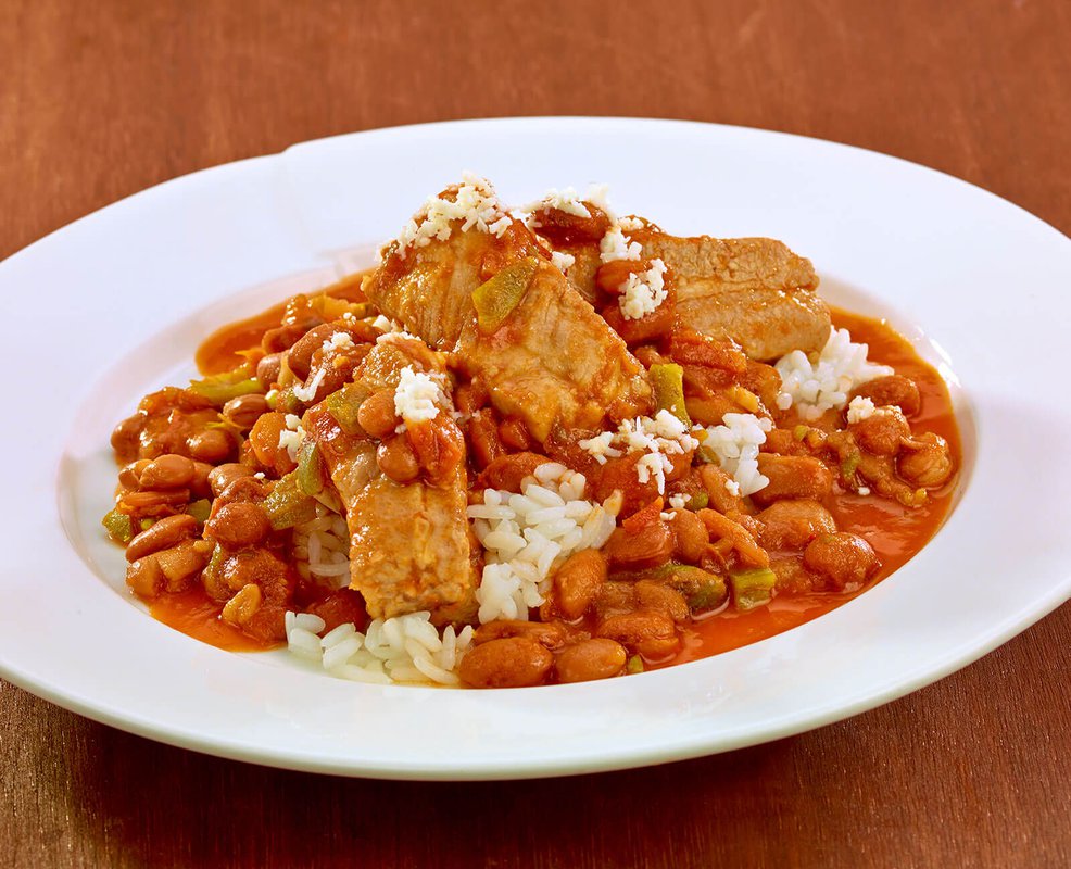 Morisqueta con costillas y frijoles bayos