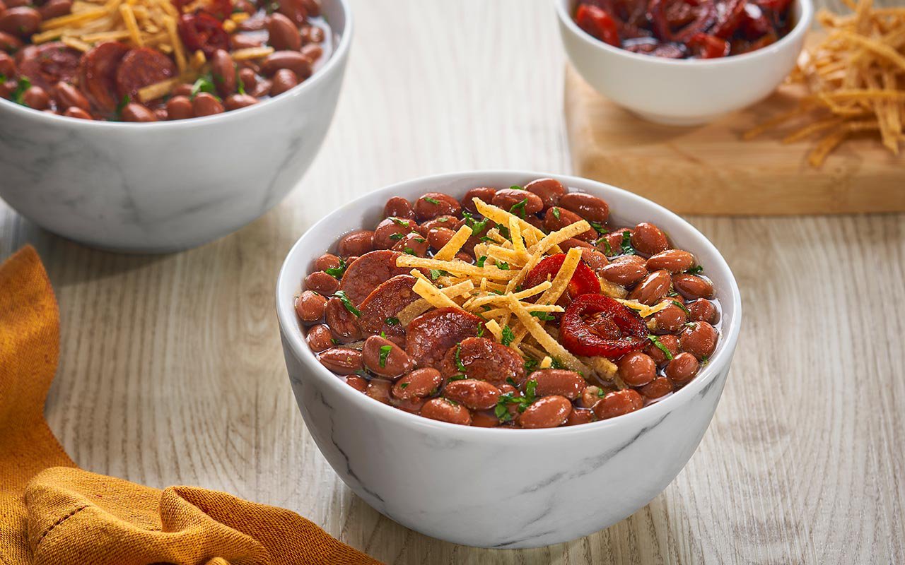 Sopa de Frijoles Bayos