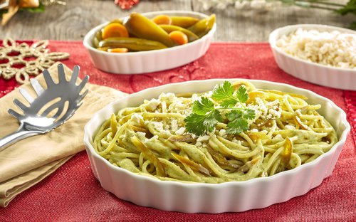 Espagueti verde con jalapeños  La Costeña®