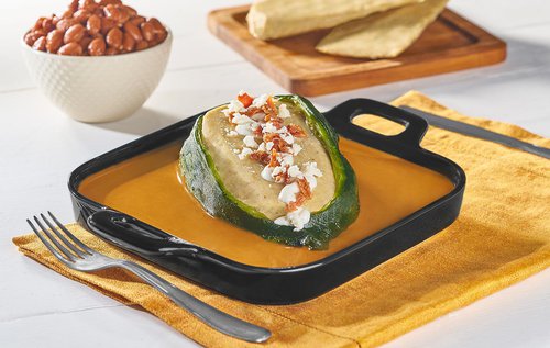 Chile relleno de tamal