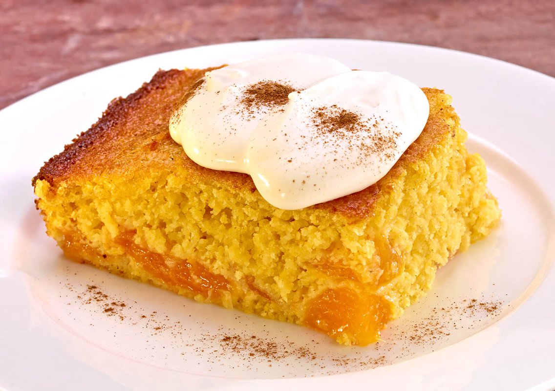 Sweet corn cake with peaches